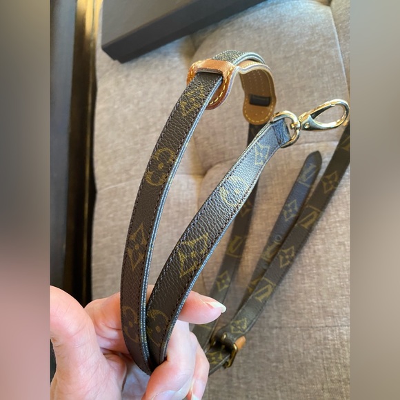 ✅Authentic Louis Vuitton MONOGRAM Replacement Straps - Picture 1 of 10